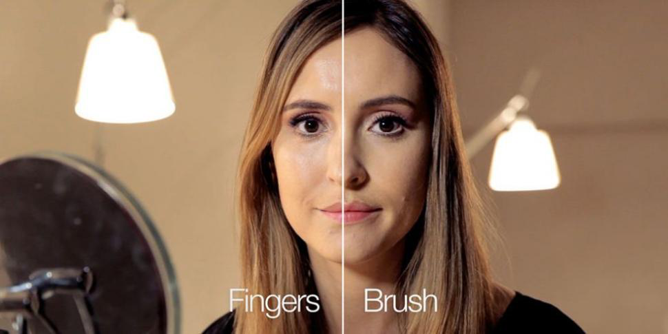 A comparison of different makeup effects with fingers and brushes
