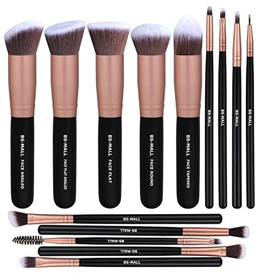 lots of make up brushes in different functions